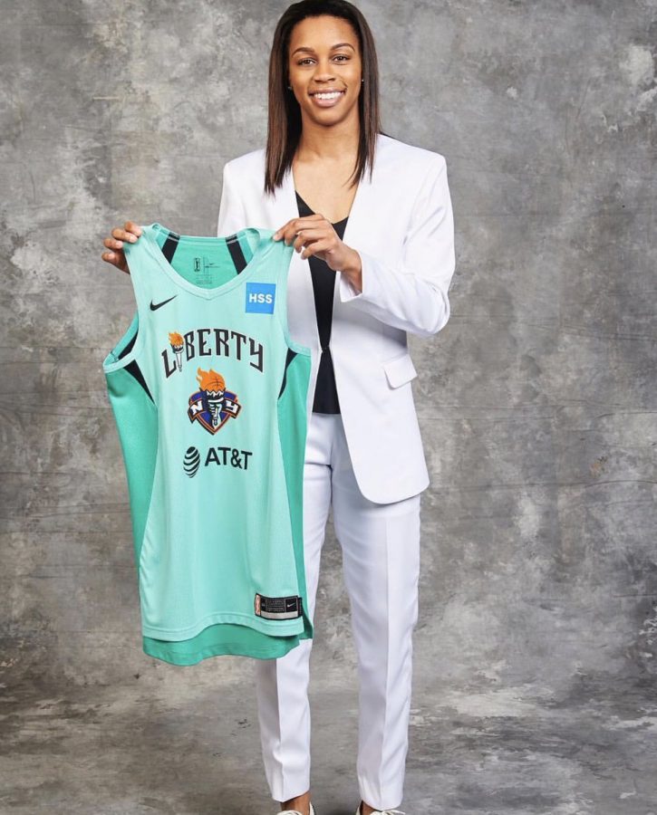 Asia Durr ‘15 begins her career in the WNBA