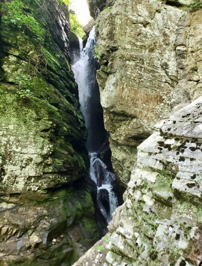 Raven Cliff Falls 