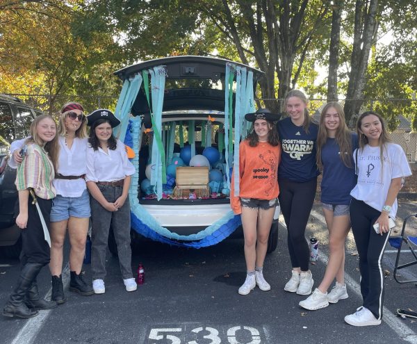 NHS hosts trunk-or-treat event for Dresden Elementary